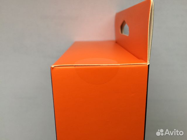 Беспроводная зарядка Spigen F301W Ultra Slim новая Беспроводная зарядка Spigen F301W Ultra Slim новая