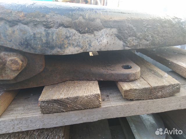 Седло сцепное устройство на тягач Седло сцепное устройство на тягач