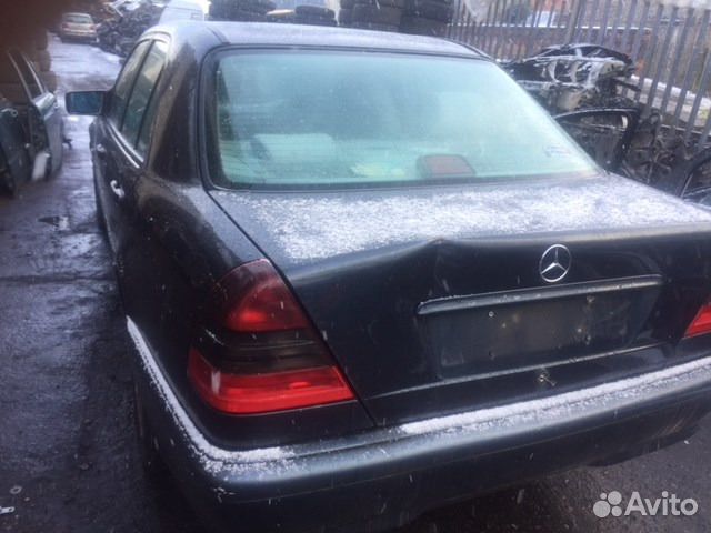 Дверь капот фара бампер Mercedes C W202