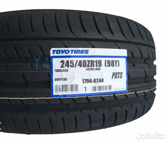 Шины toyo r19. 245 40 19 Toyo Tires. 245 40 R19 колеса. Покрышка r19.