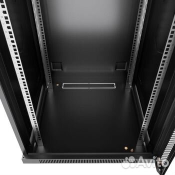 Серверный шкаф 12U Серверный шкаф 12U