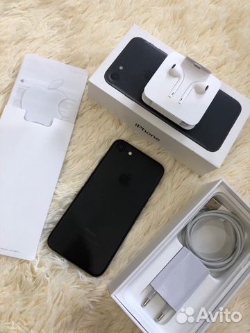 iPhone 7 Black 32 gb