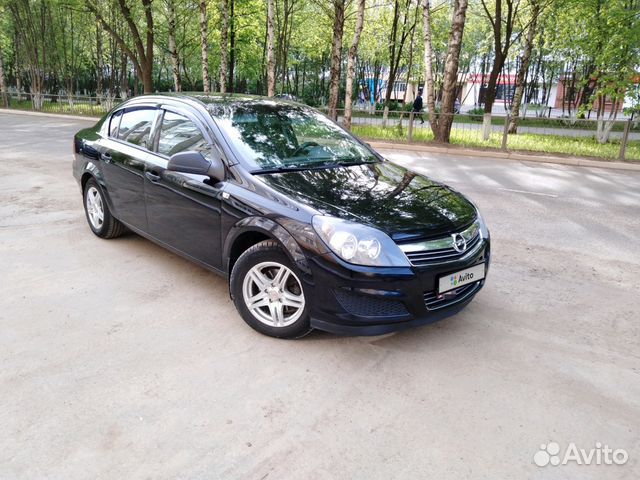 Opel Astra 1.6 МТ, 2010, 110 000 км