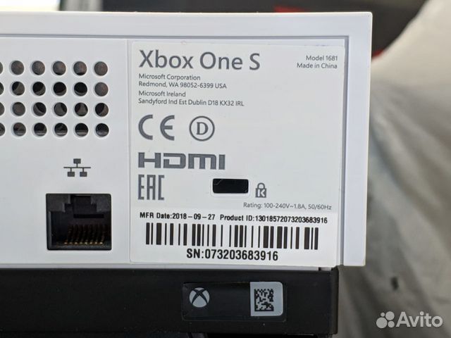 Microsoft Xbox One S 1 тб, гарантия 8 мес - Б/У