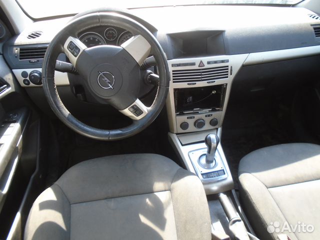 Разбираю Opel Astra H Опель Астра Ш седан 2007