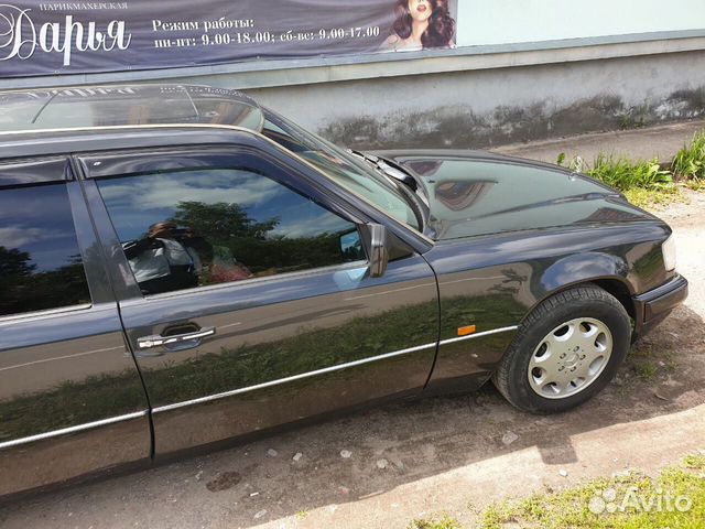 Mercedes-Benz E-класс 3.2 AT, 1993, 273 211 км