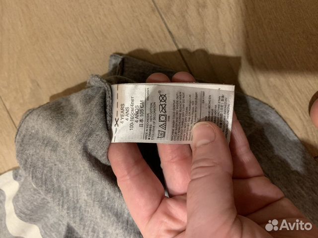 Футболка gap 4 года Футболка gap 4 года