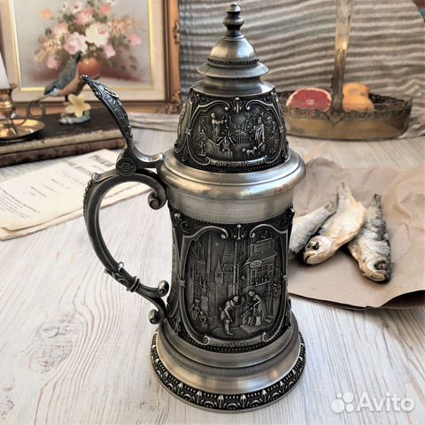 Коллекционная пивная кружка. Карл Шпитцвег. 26 см