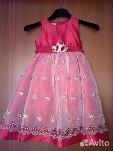 Красивое красное платье для девочки Тайланд р. 110 Красивое красное платье для девочки Тайланд р. 110