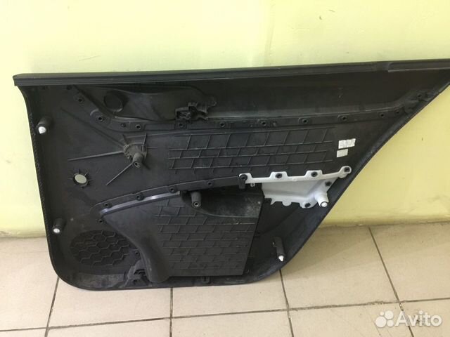 Обшивка задней левой двери Skoda Rapid Шкода Рапид