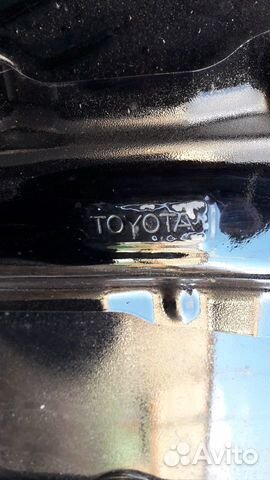 Капот Toyota Land Cruiser 200 2011 Капот Toyota Land Cruiser 200 2011