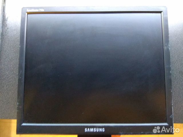 Монитор SAMSUNG SyncMaster 710N