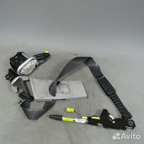 Ремень безопасности с пиропатроном правый honda Ci