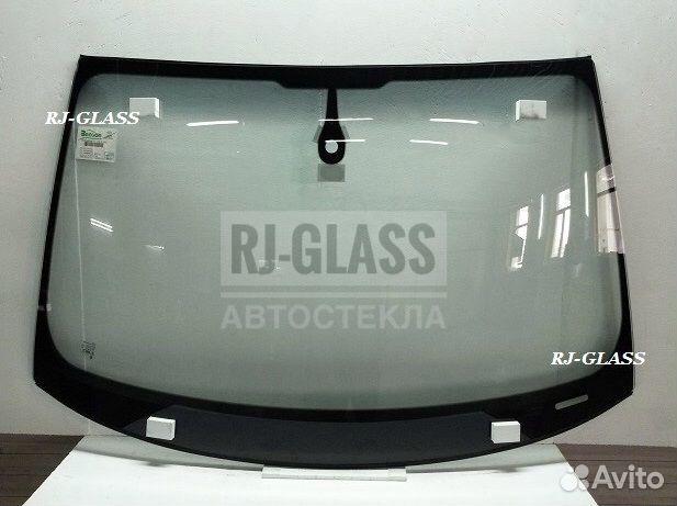 Лобовое стекло на Ауди Ку3 Audi Q3