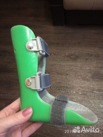 Тутор на ногу