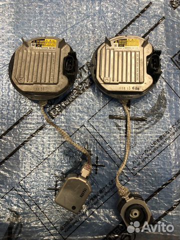 Блок ксенона Toyota Lexus Блок ксенона Toyota Lexus