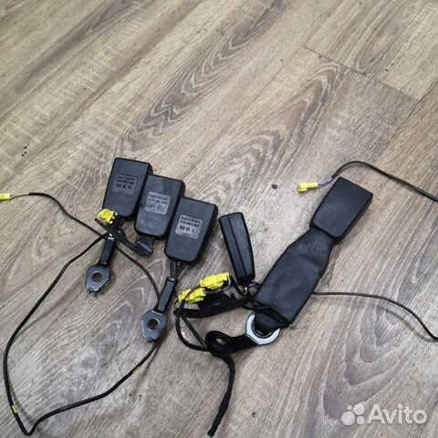 Mercedes w204 замок ремня безопасности Mercedes w204 замок ремня безопасности