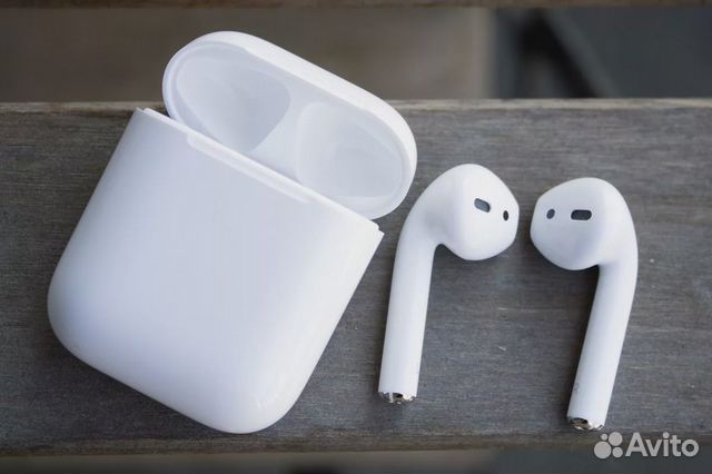 Беспроводные наушники Air Pods