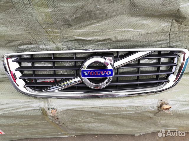 Решетка радиатора Vovlo S80 без дефектов а.2