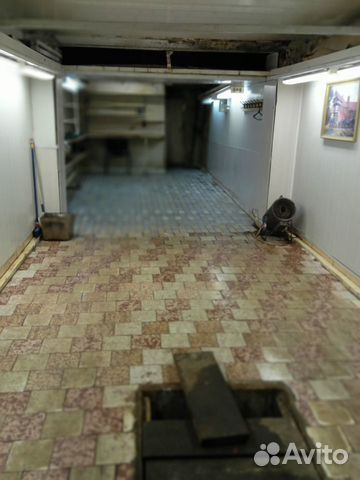 Гараж, > 30 м²