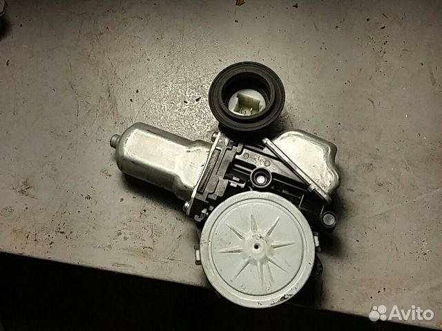 Моторчик Toyota Land Cruiser Prado 150 8572060280 Моторчик Toyota Land Cruiser Prado 150 8572060280