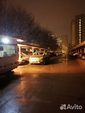 Машиноместо, 10 м²