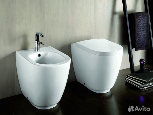 Унитаз hatria fusion yxvd01 новый(2 шт) +крышки