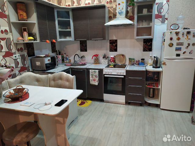 3-к квартира, 85 м², 1/3 эт.