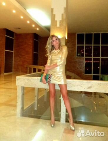 Золотое вечернее платье мини