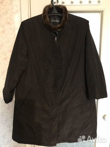 Пальто женское утеплённое коричневое Пальто женское утеплённое коричневое