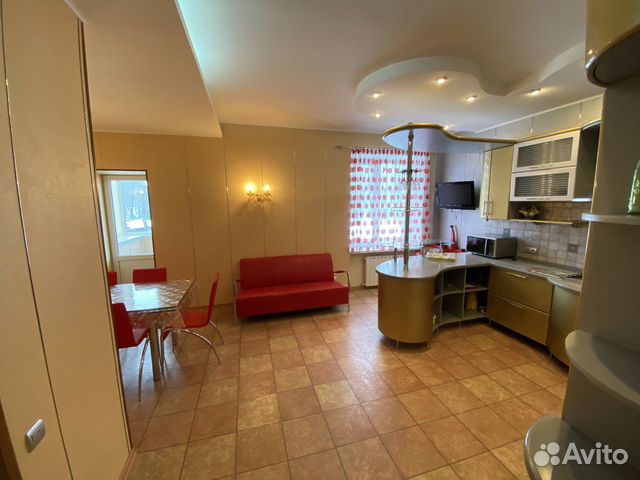 4-к квартира, 170.9 м², 2/5 эт.