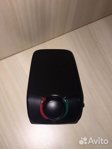 Устройство громкой связи в автомобиле Parrot minik Устройство громкой связи в автомобиле Parrot minik