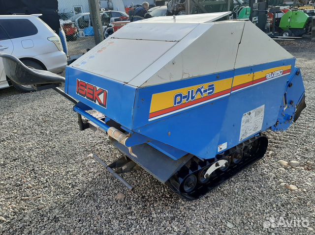 Самоходный Японский пресс-подборщик iseki RBX850