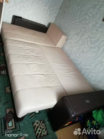 Диван