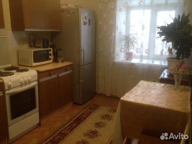 2-room apartment, 42 m2, 3/5 floor.