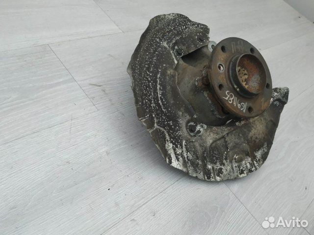 Кулак передний правый 31216865144 BMW X1 E84 Кулак передний правый 31216865144 BMW X1 E84