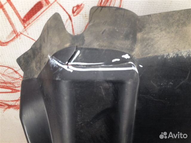 Дефлектор интрекулера левый Volkswagen Touareg 2