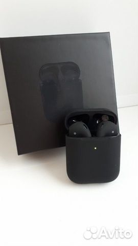 AirPods