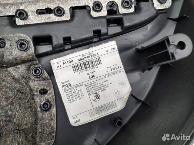 Обшивка задняя левая 5K6867211EQ VW Golf VI 2009-2