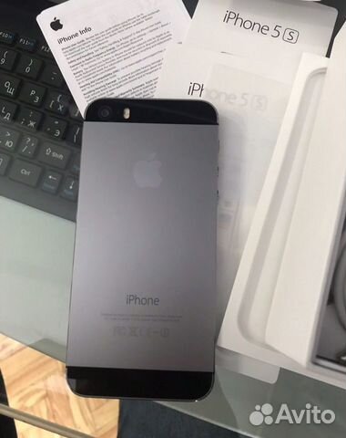 iPhone 5s 16GB Space Gray полный комплект
