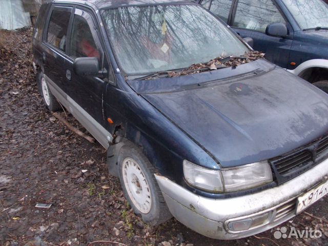 Фары фонари комплект Mitsubishi space wagon 97г Фары фонари комплект Mitsubishi space wagon 97г