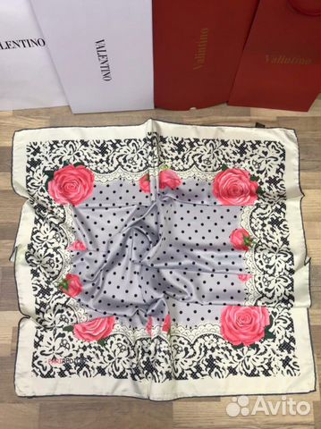 Новый женский шёлковый платок Valentino