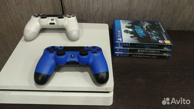 Sony PlayStation 4 Slim