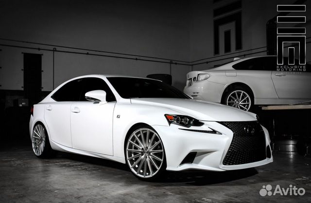 Vossen VFS2 R19 Серебро 5-114.3 Новые диски Vossen VFS2 R19 Серебро 5-114.3 Новые диски