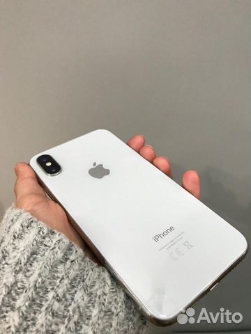 Телефон iPhone Телефон iPhone