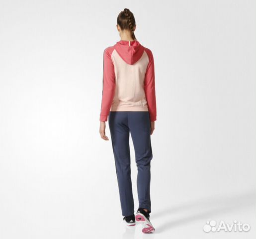 Женский Спортивный костюм New Young W