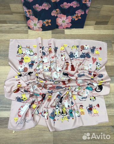 Новый женский шёлковый платок Gold Kashkha Новый женский шёлковый платок Gold Kashkha