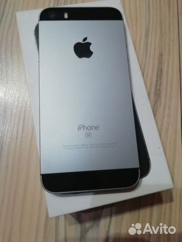 Телефон iPhone Телефон iPhone