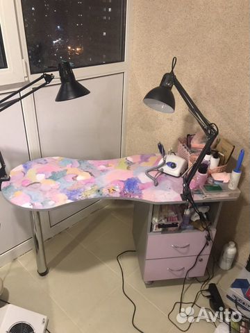 Стол маникюрный, 2 стула Стол маникюрный, 2 стула