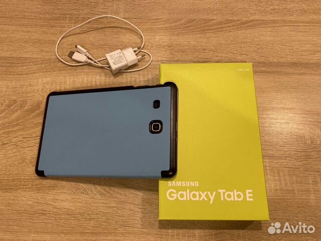 Планшет SAMSUNG Galaxy Tab E 9.6